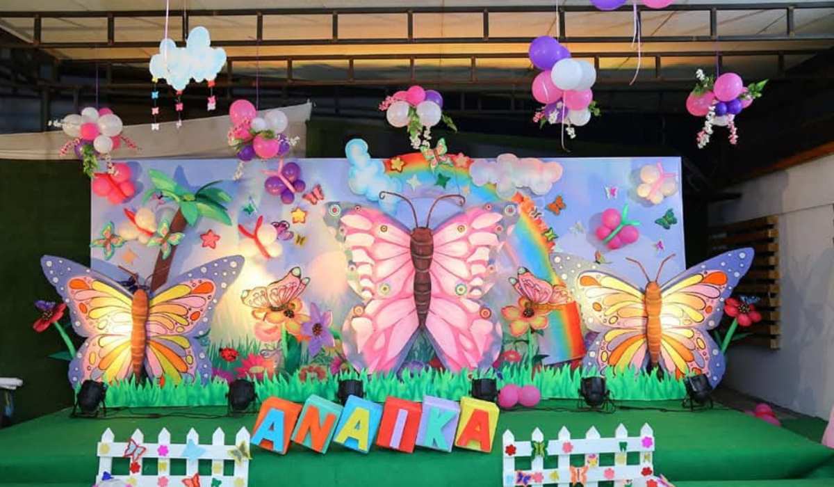 Stage Decoration
