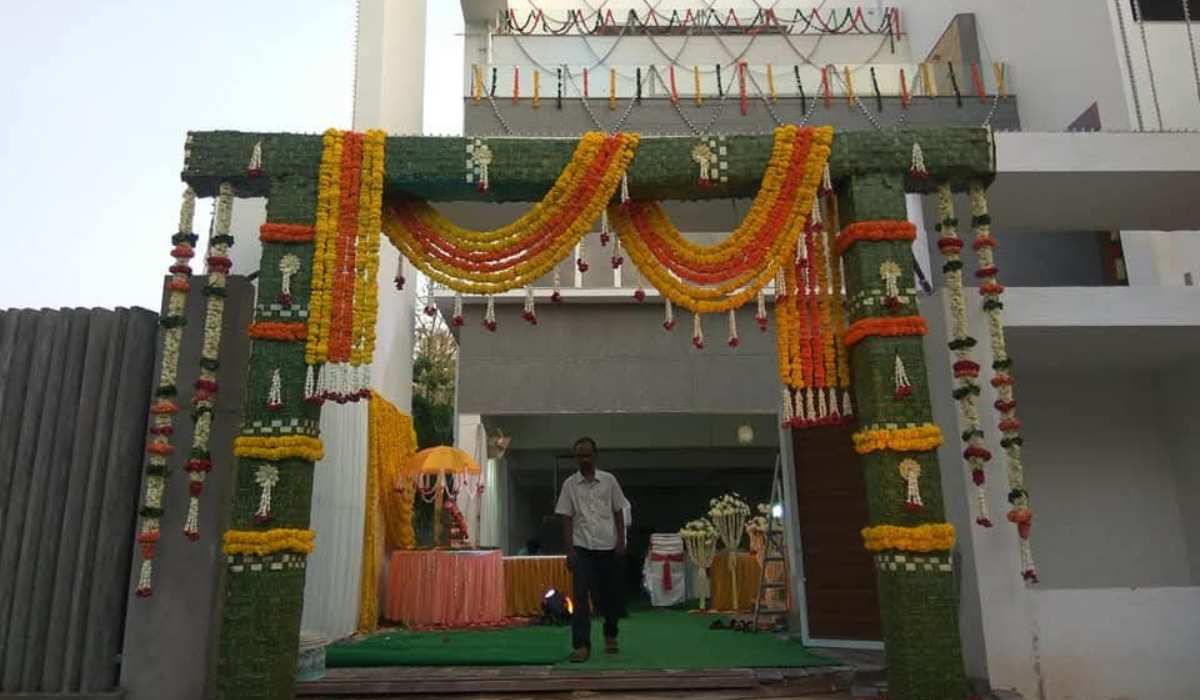 Decor Setup
